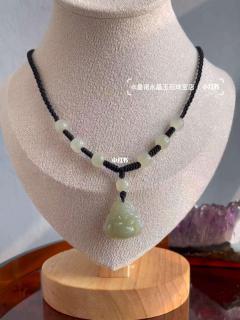 和田玉晴水佛公项链编绳