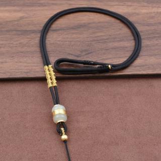 女子佩戴和田玉吊坠后气质大变引热议